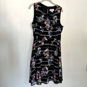 NWOT Elle Floral Sleeveless Midi Dress